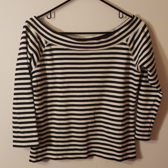 Liz Claiborne Tops - ⏬️Liz Claiborne Striped top sz M